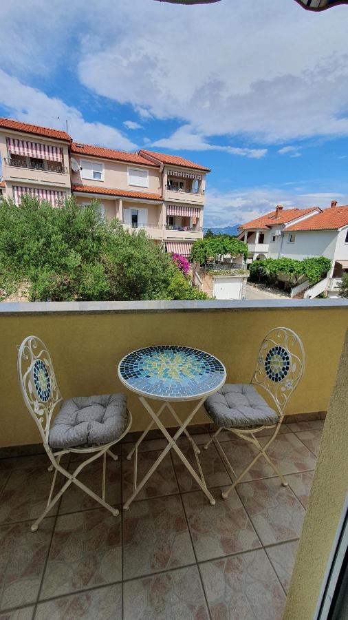 Apartments Ok Lopar Ngoại thất bức ảnh